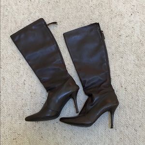 Stuart Weitzman brown leather boot with back zip